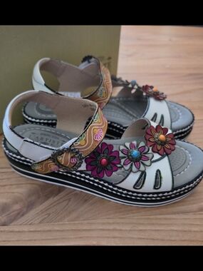 L'Artiste Laga Leather Boho Platform Slingback Sandals